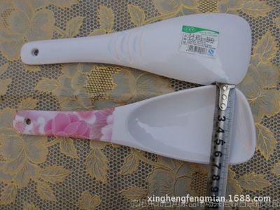 新款斜口飯勺與麻輪餐具 六一日用百貨工廠貨源，家居生活的優選