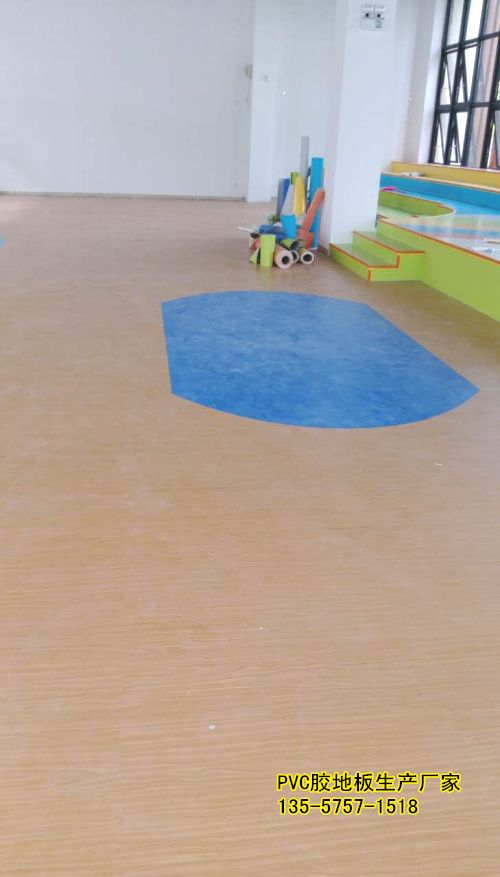 廣西2mm幼兒園室內專用發泡底pvc地板價格
